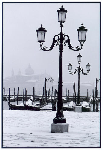 Lamp Posts & Gondolas | A.E.G. Artistry